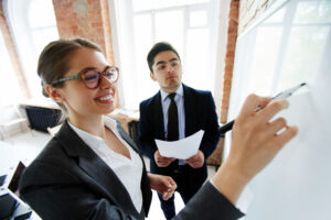 Trabaja y estudia gracias al máster MBA online